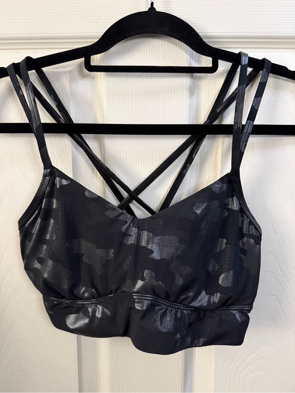 Target Black Camo Strappy Sports Bra Size Small Padded